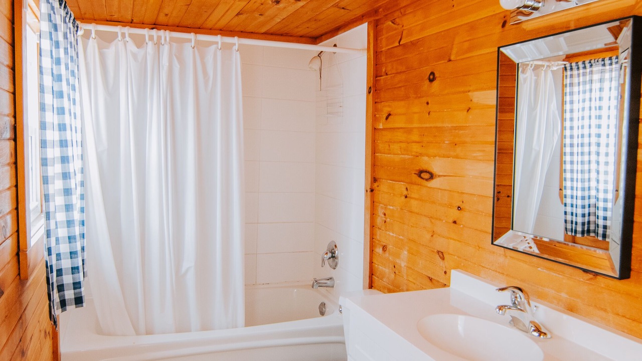Photo of Bathroom in Wasaga Beach