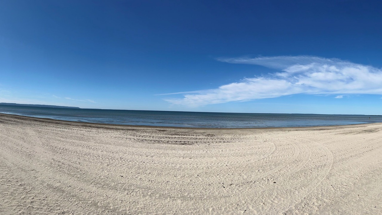 Photo of Others in Wasaga Beach