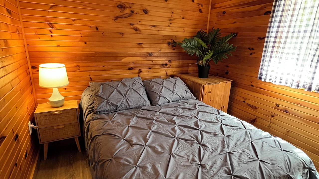 Photo of Bedroom in Wasaga Beach