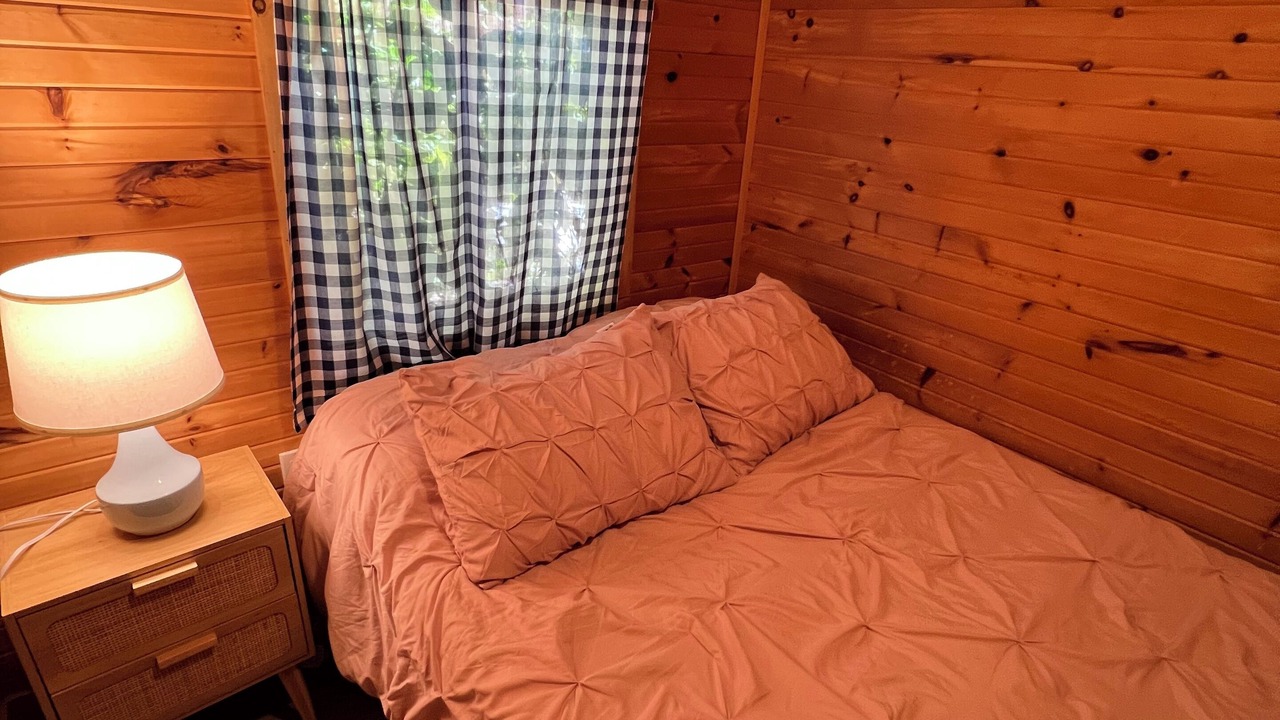 Photo of Bedroom in Wasaga Beach