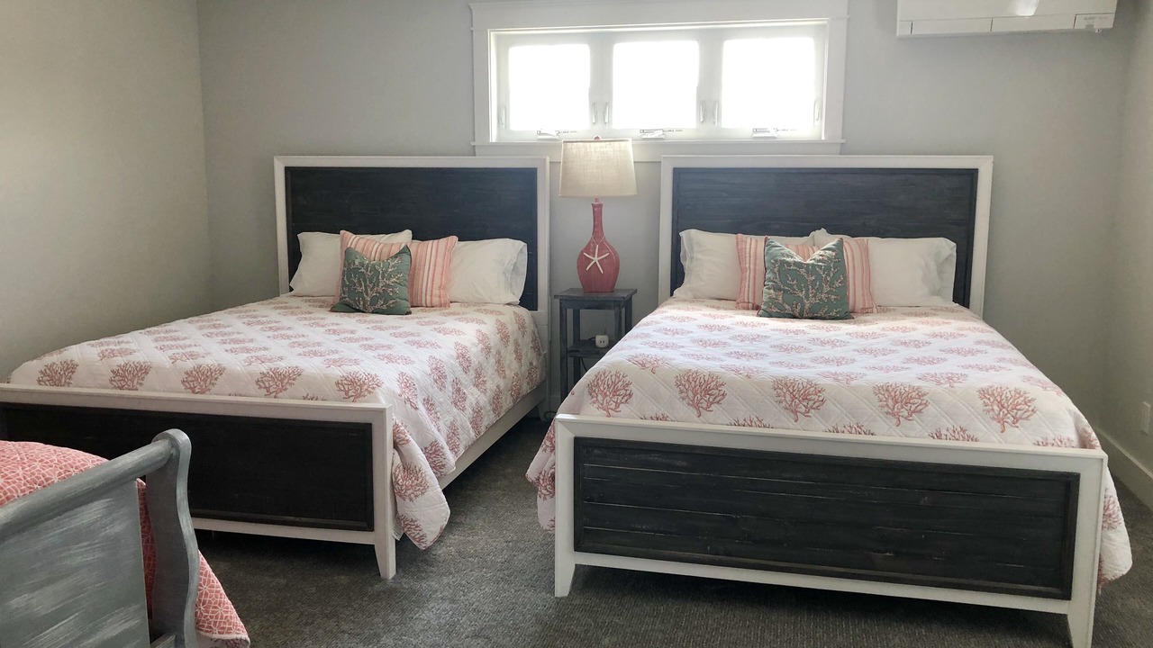 Photo of Bedroom in York Beach