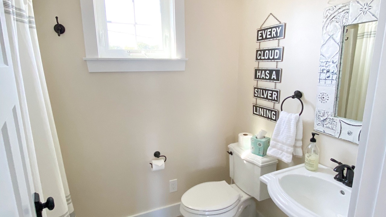 Photo of Bathroom in York Beach