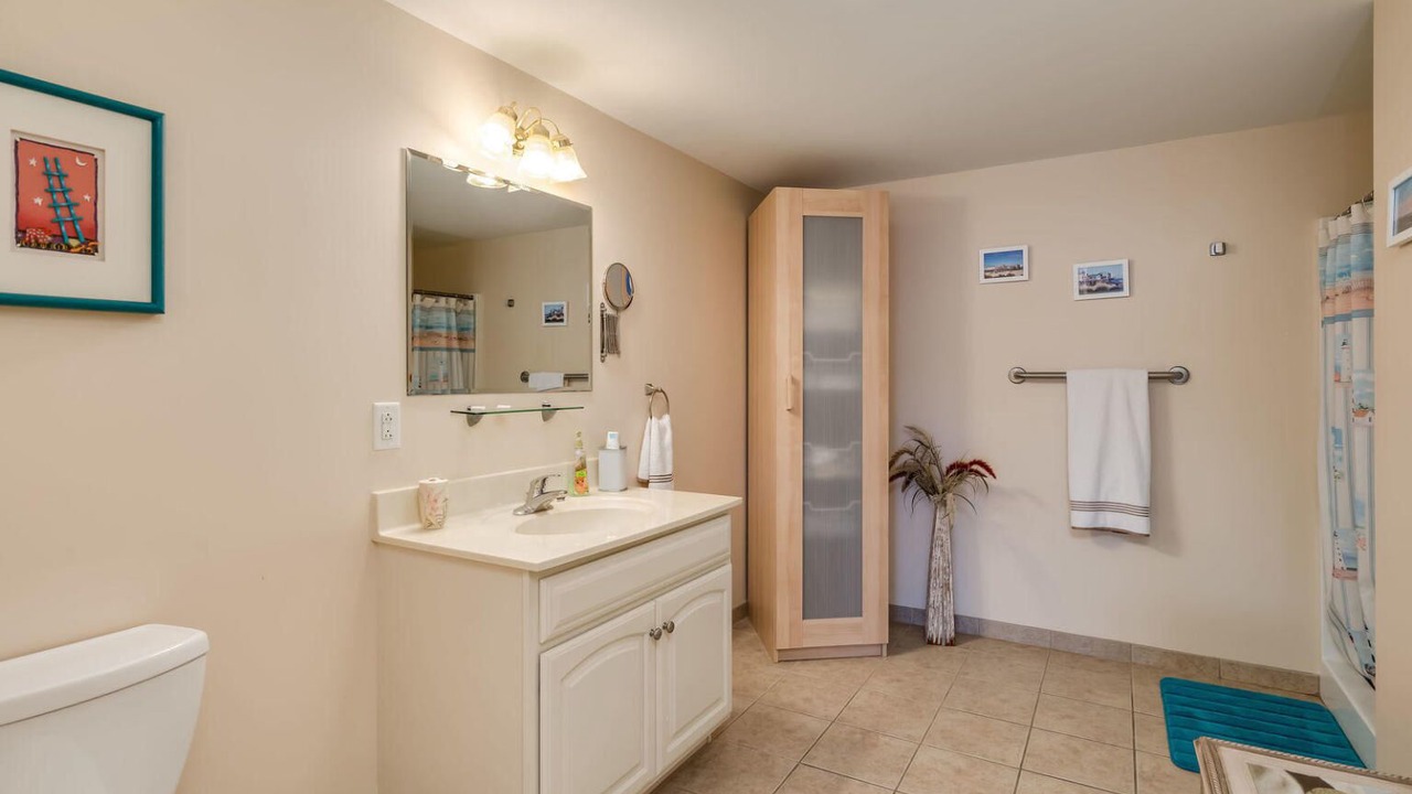 Photo of Bathroom in Old Orchard Beach