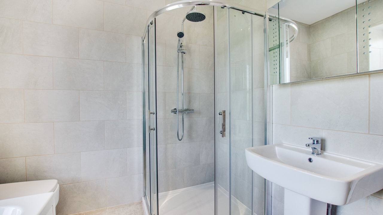 Photo of Bathroom in Gorslas