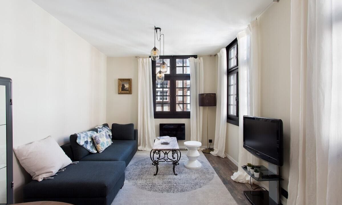 Photo of Others in Bayonne