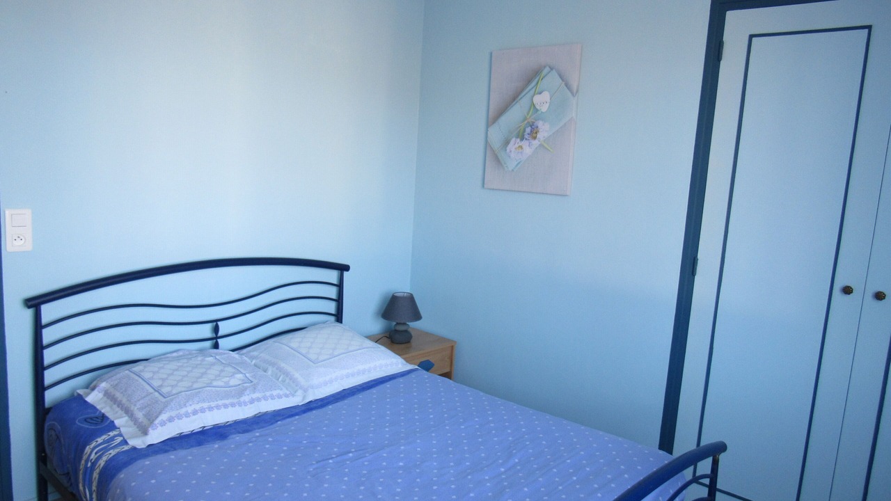 Photo of Bedroom in Friville-Escarbotin