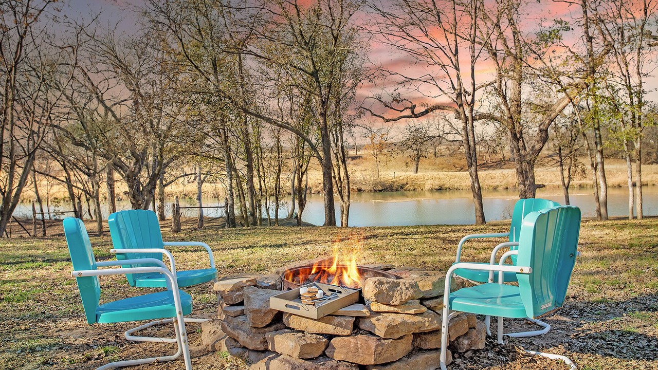 Photo of Outdoor in Stonewall