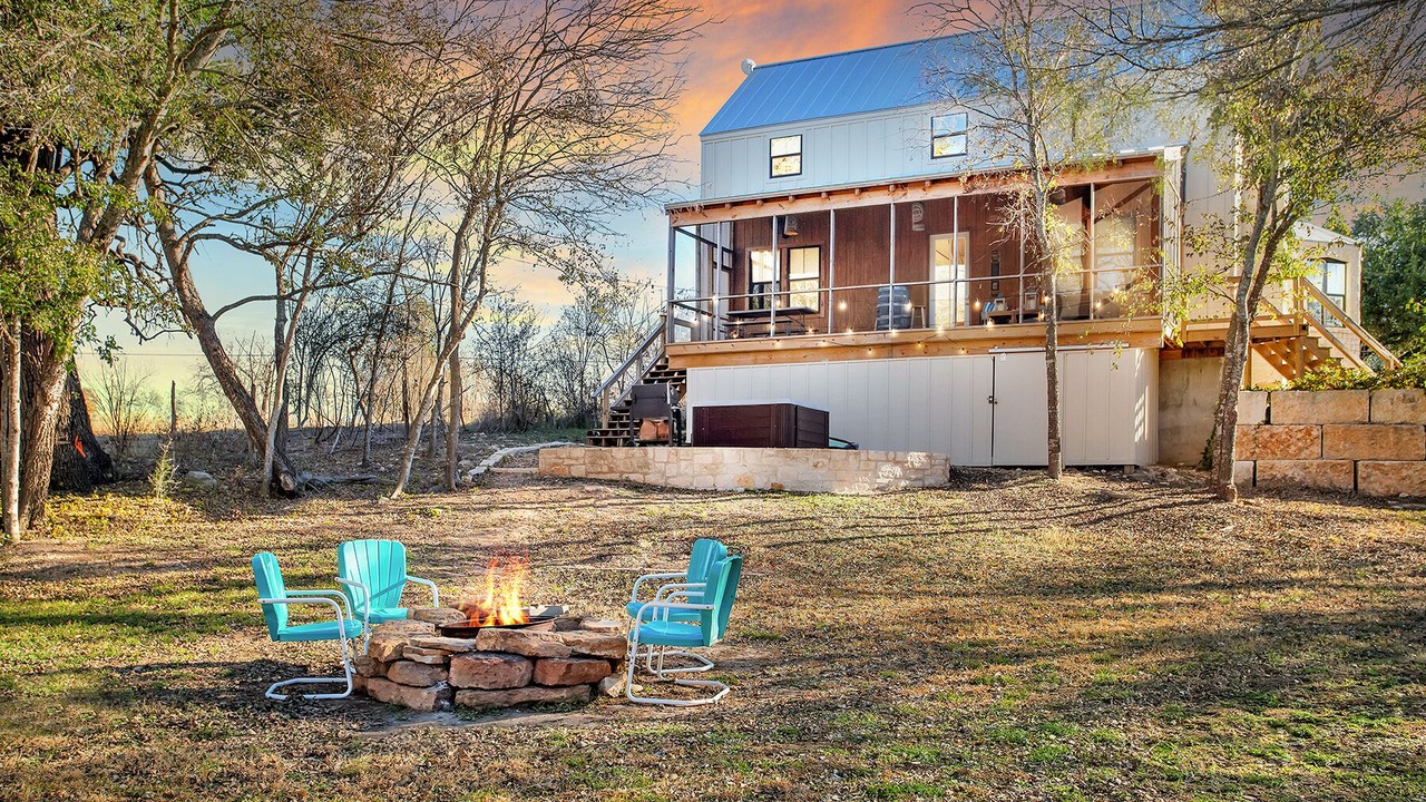 Photo of Patio Balcony in Stonewall