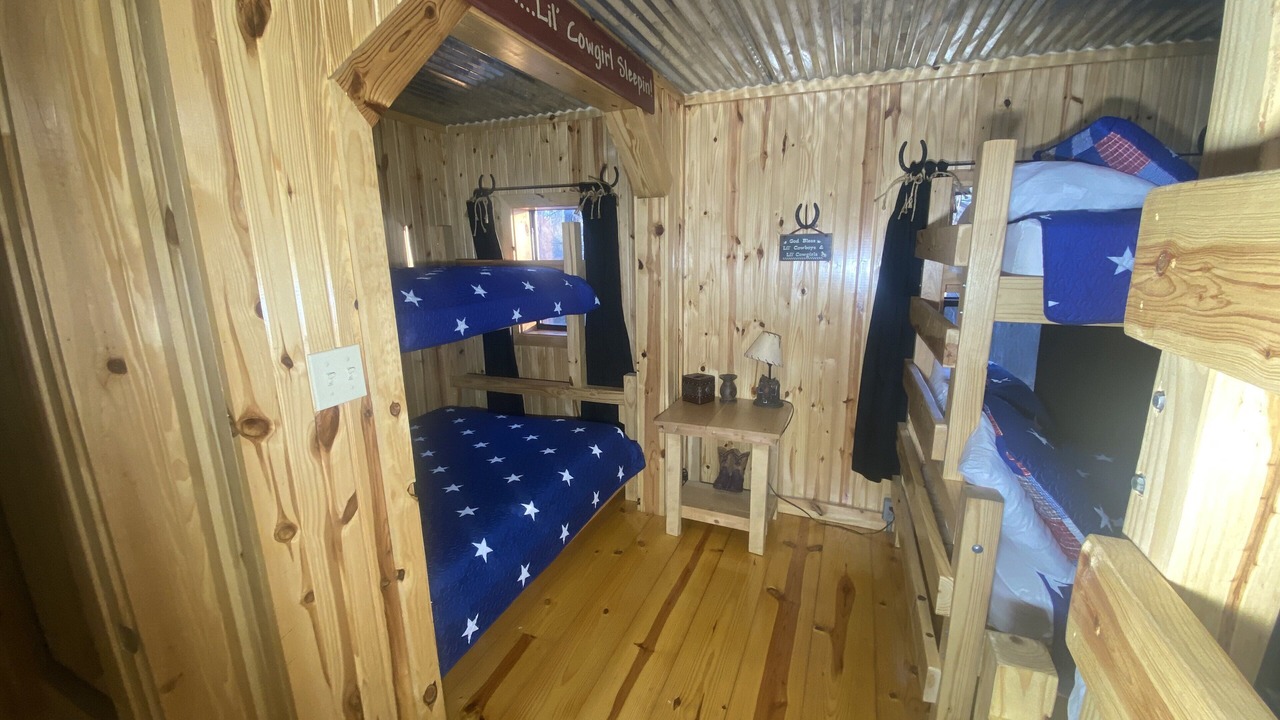 Photo of Bedroom in Saint Joe