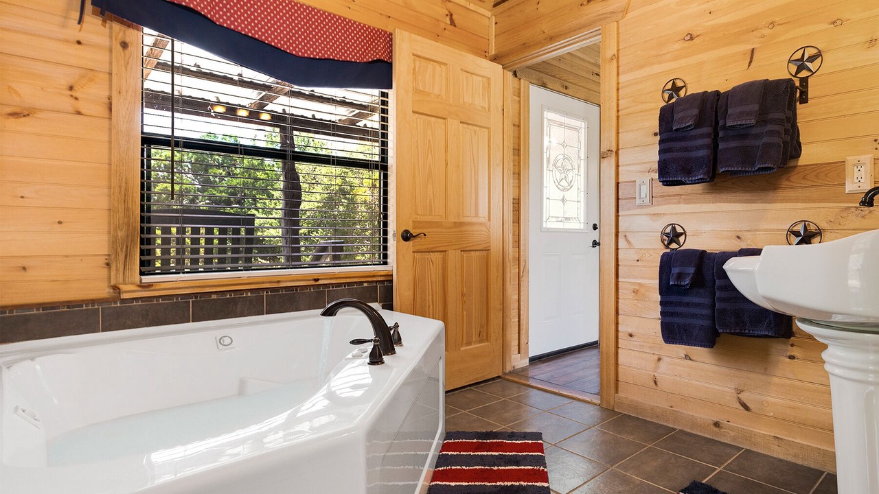 Photo of Bathroom in Llano