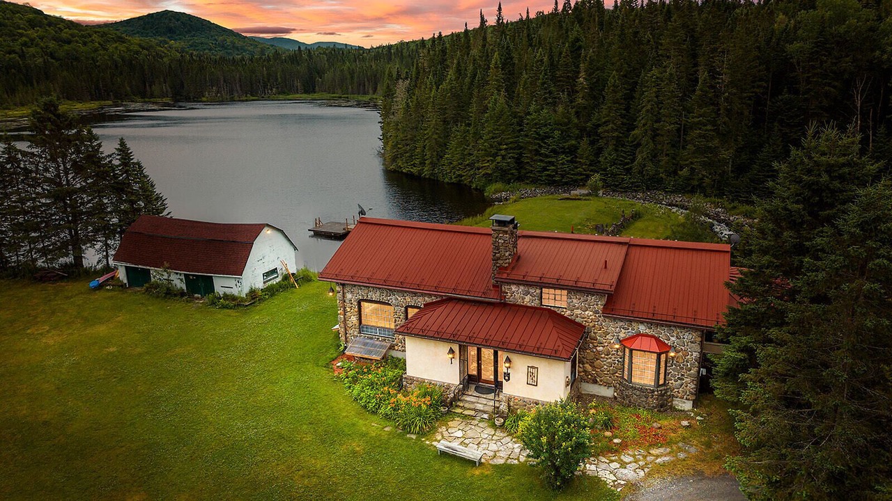 Photo of Outdoor in Val-des-Lacs