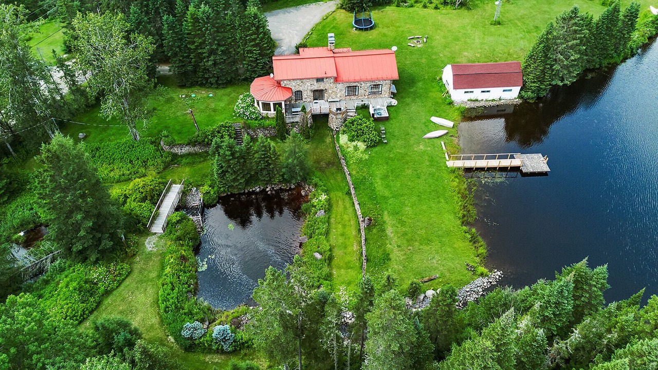 Photo of Outdoor in Val-des-Lacs