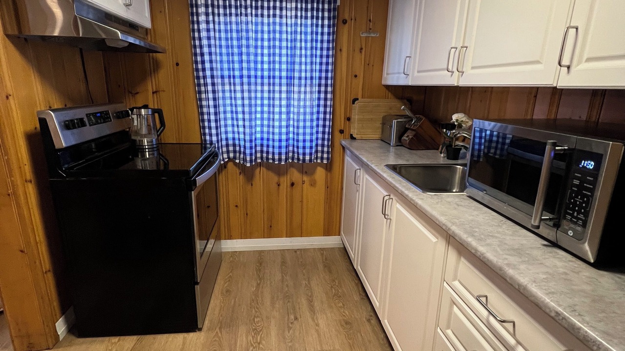 Photo of Kitchen in Wasaga Beach