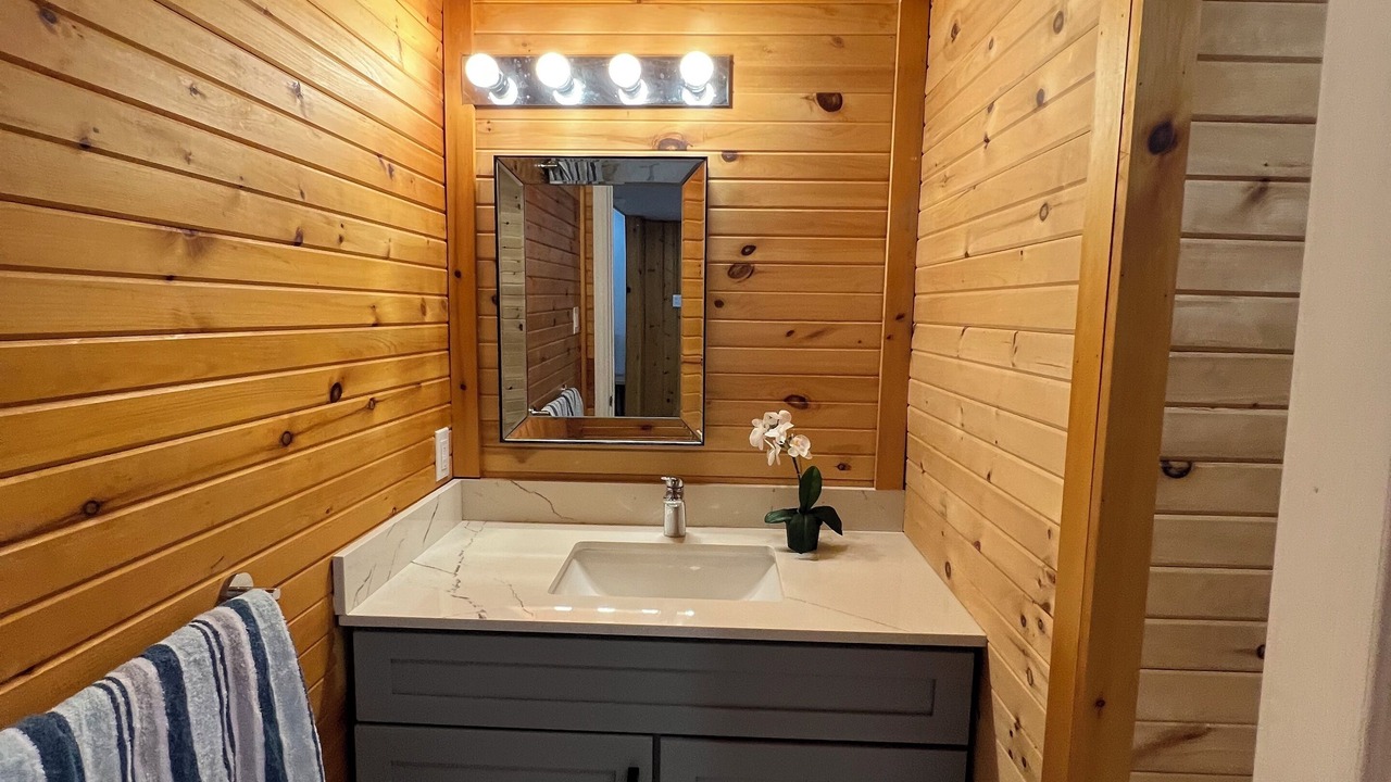Photo of Bathroom in Wasaga Beach
