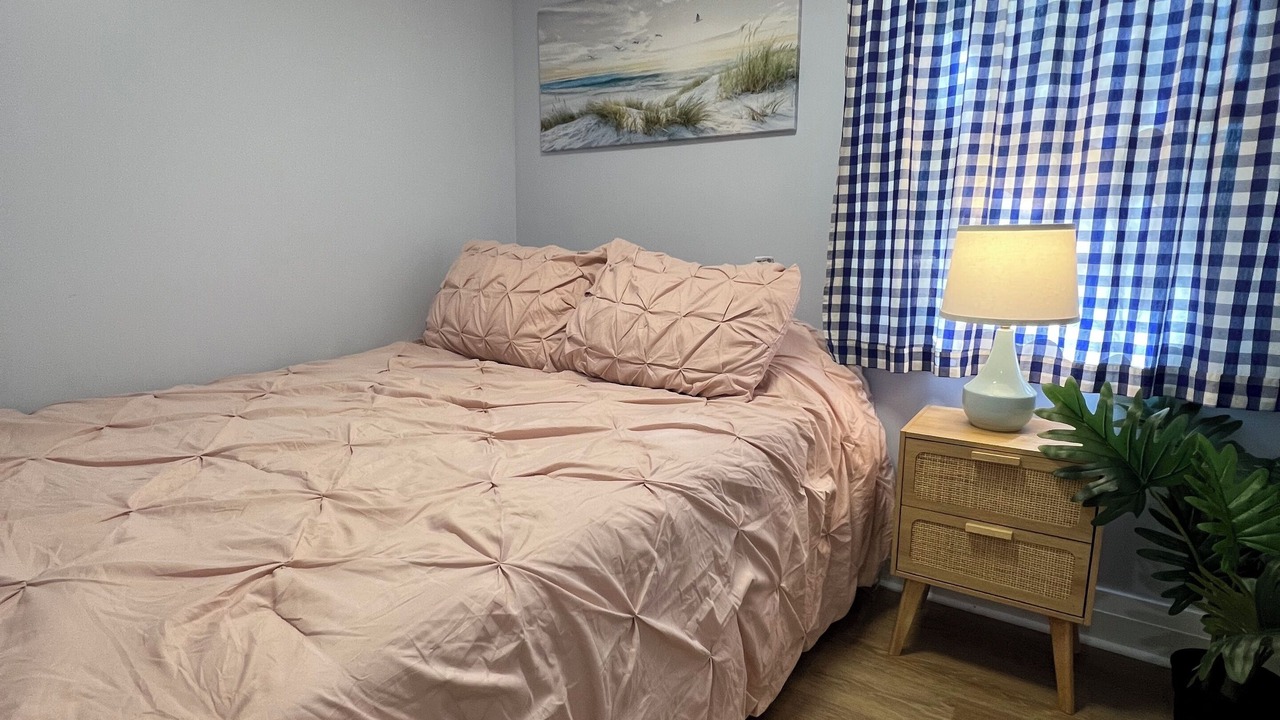 Photo of Bedroom in Wasaga Beach