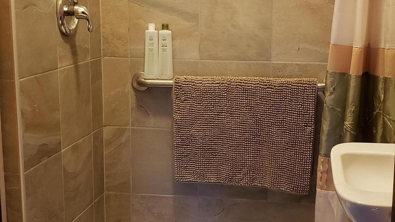 Photo of Bathroom in Salem