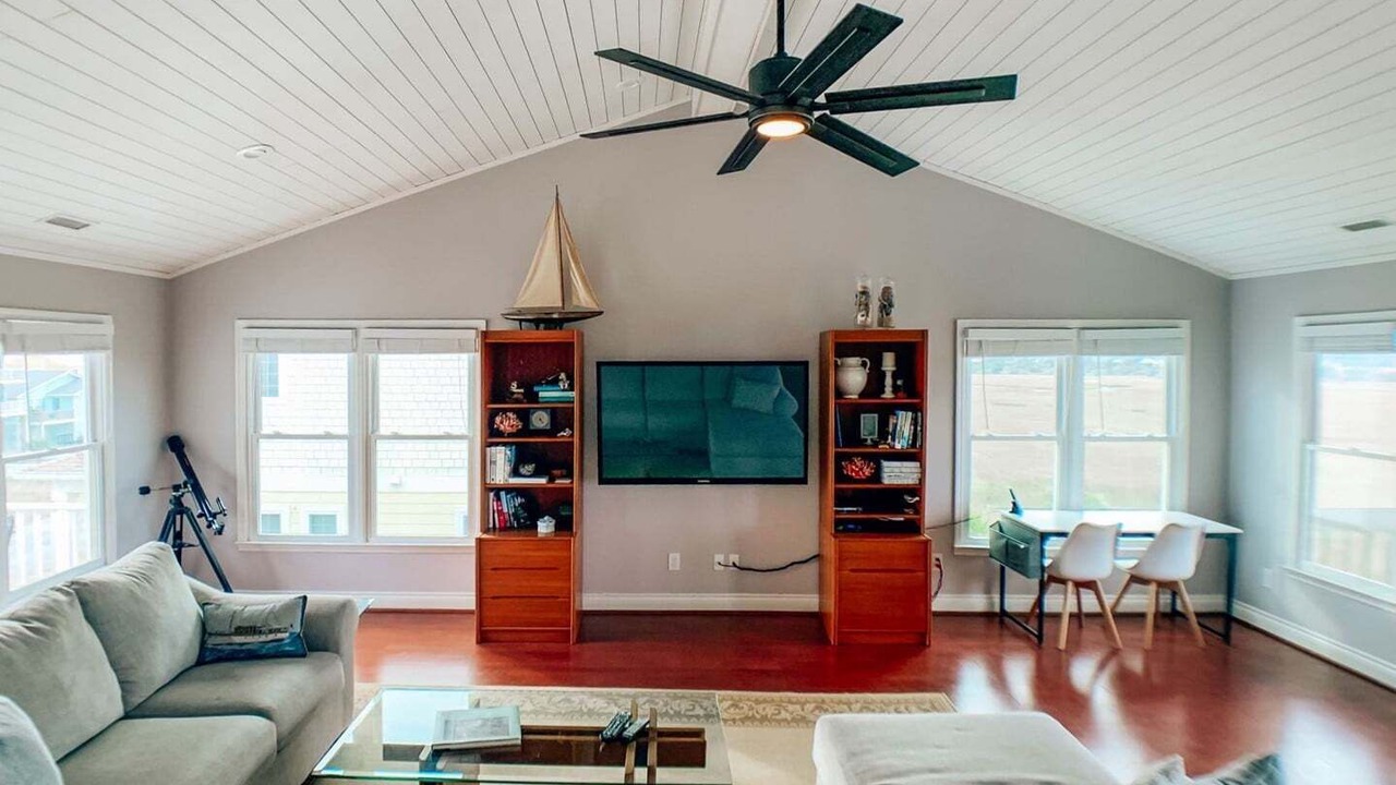 Photo of Bedroom in Holden Beach