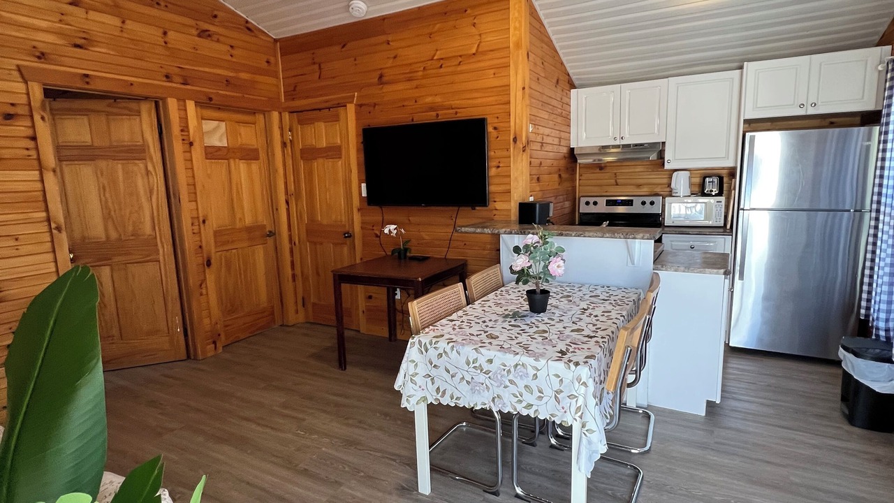 Photo of Kitchen in Wasaga Beach