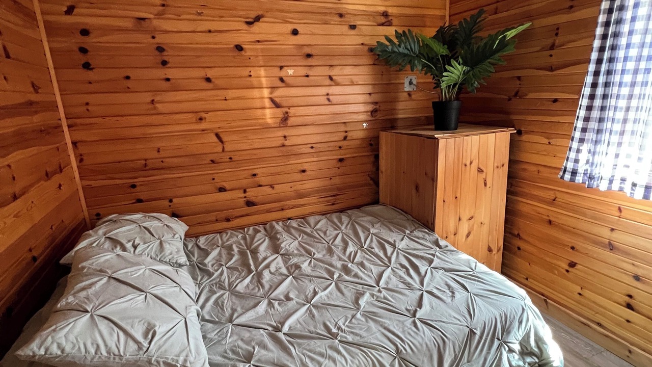 Photo of Bedroom in Wasaga Beach