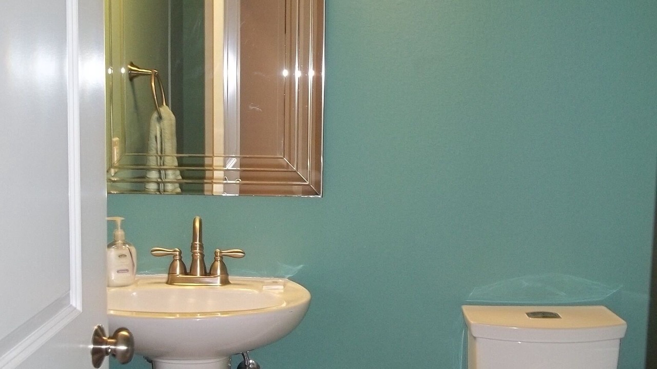 Photo of Bathroom in City-by-the Sea