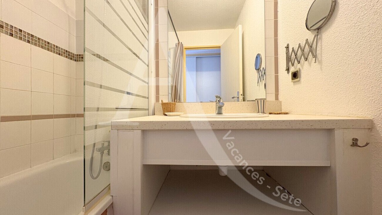 Photo of Bathroom in Sete
