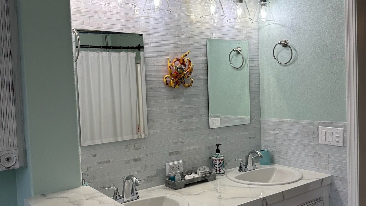 Photo of Bathroom in Steinhatchee
