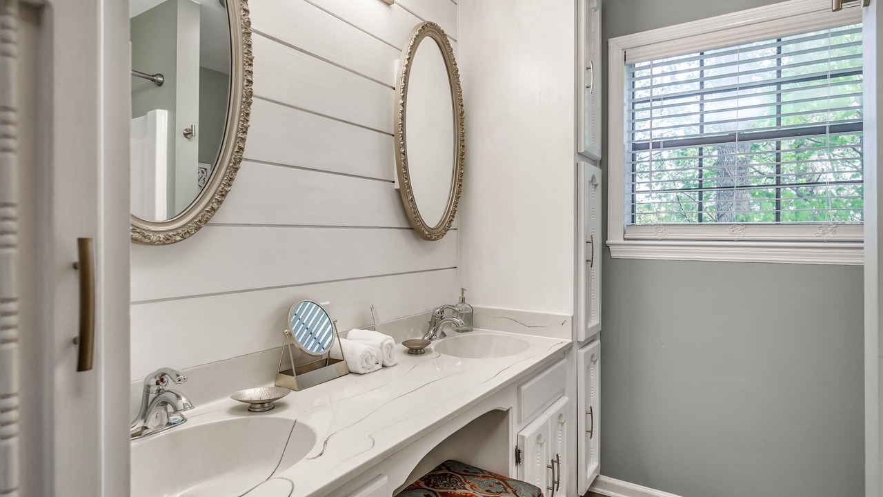 Photo of Bathroom in Smithville