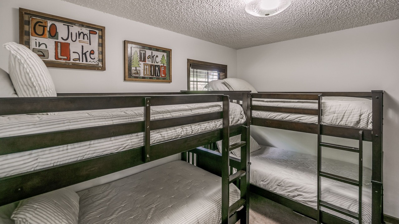 Photo of Bedroom in Smithville