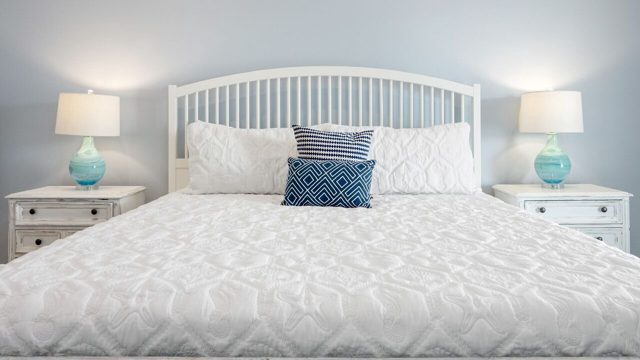 Photo of Bedroom in Crystal Beach