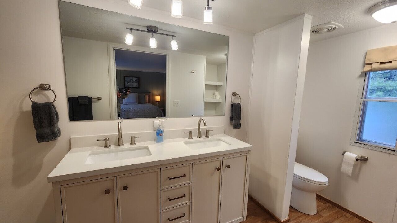 Photo of Bathroom in Au Train
