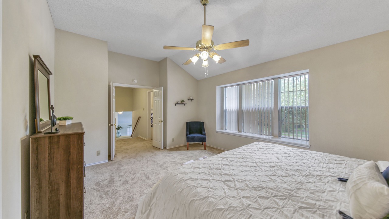 Photo of Bedroom in McNeil