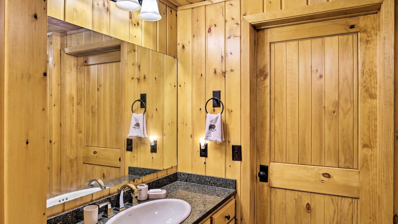 Photo of Bathroom in Park Rapids