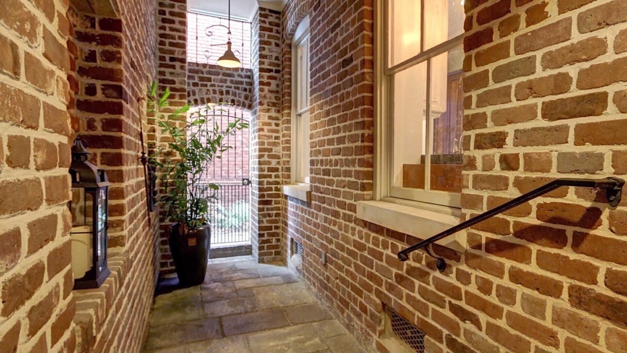 Photo of Others in Historic District - North