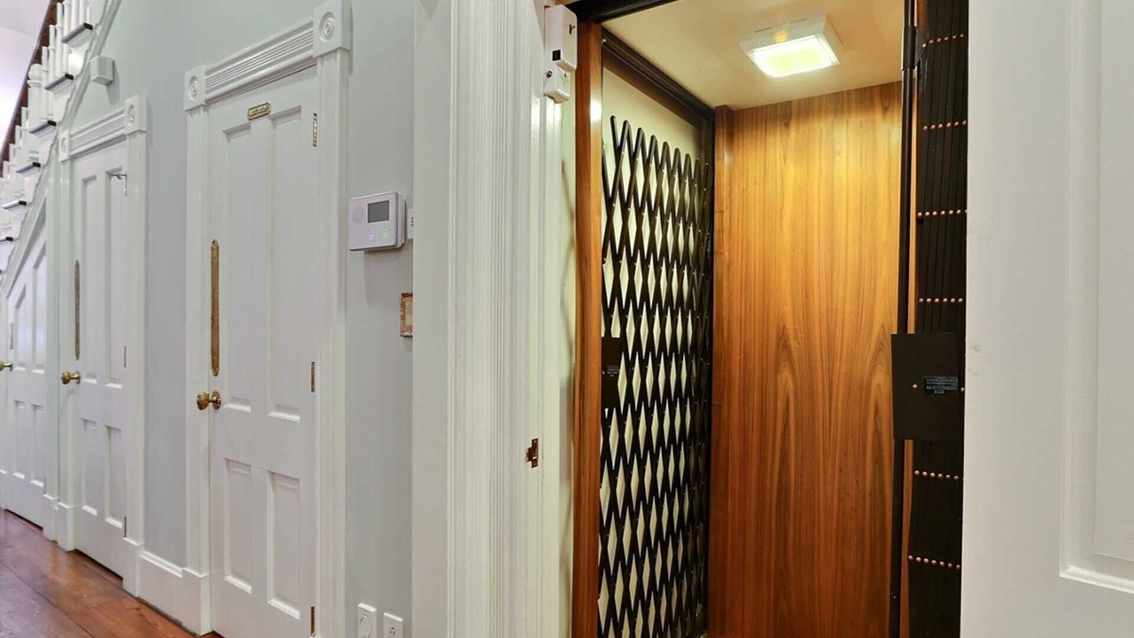 Photo of Others in Historic District - North