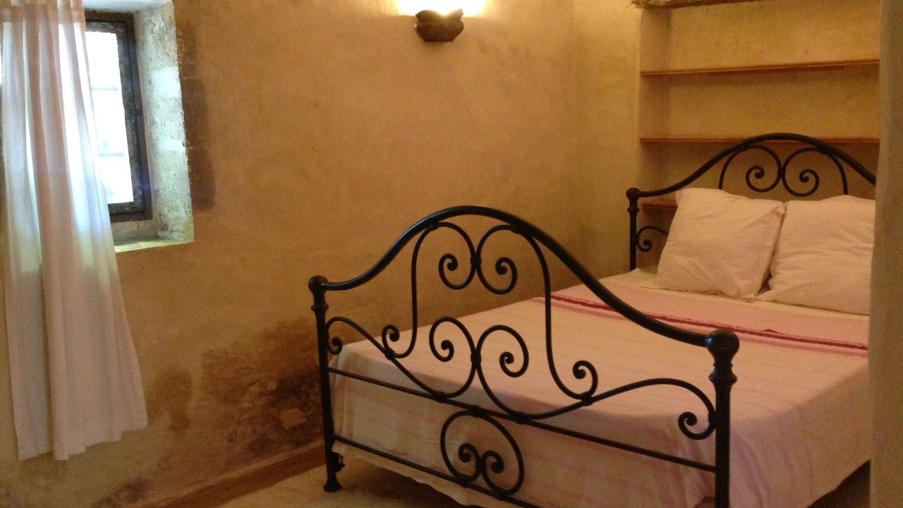 Photo of Bedroom in Rochefort-du-Gard