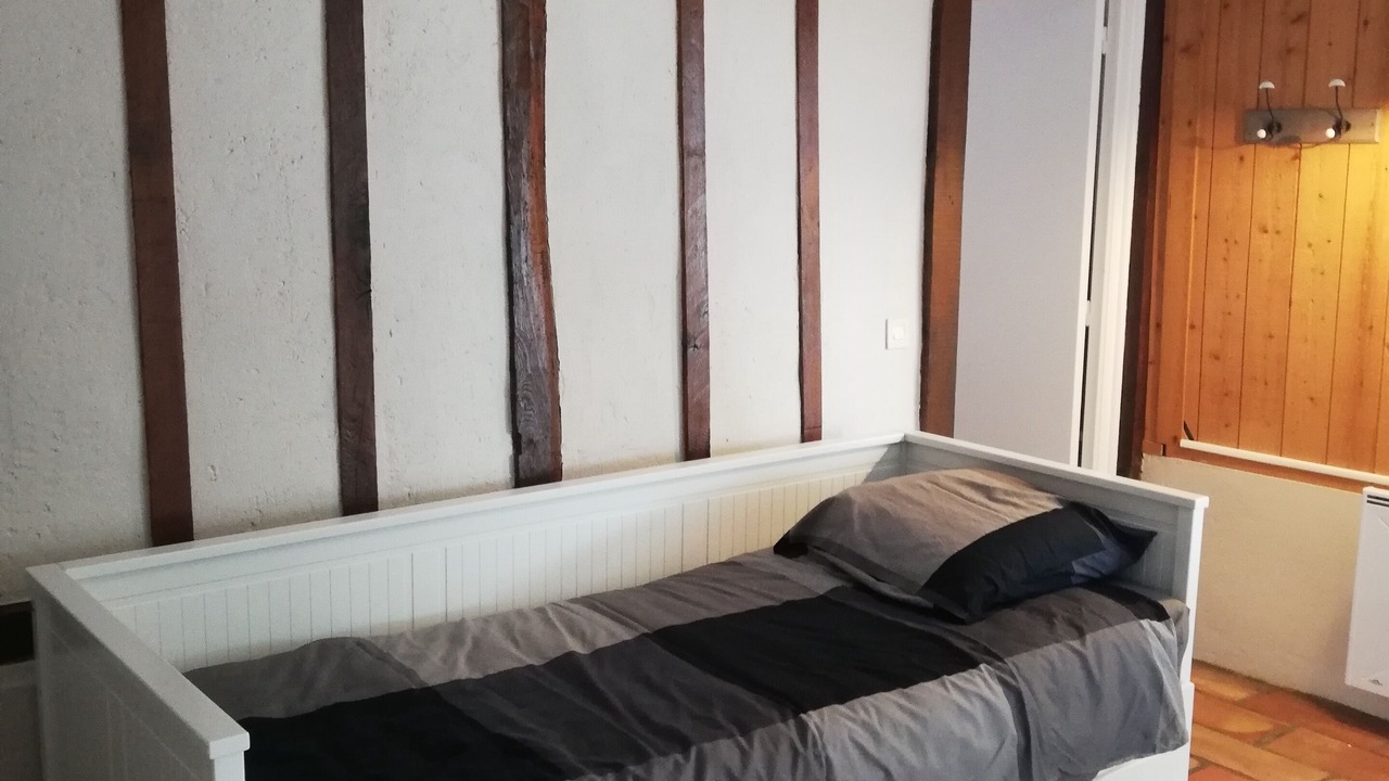 Photo of Bedroom in Saint-Etienne-l'Allier