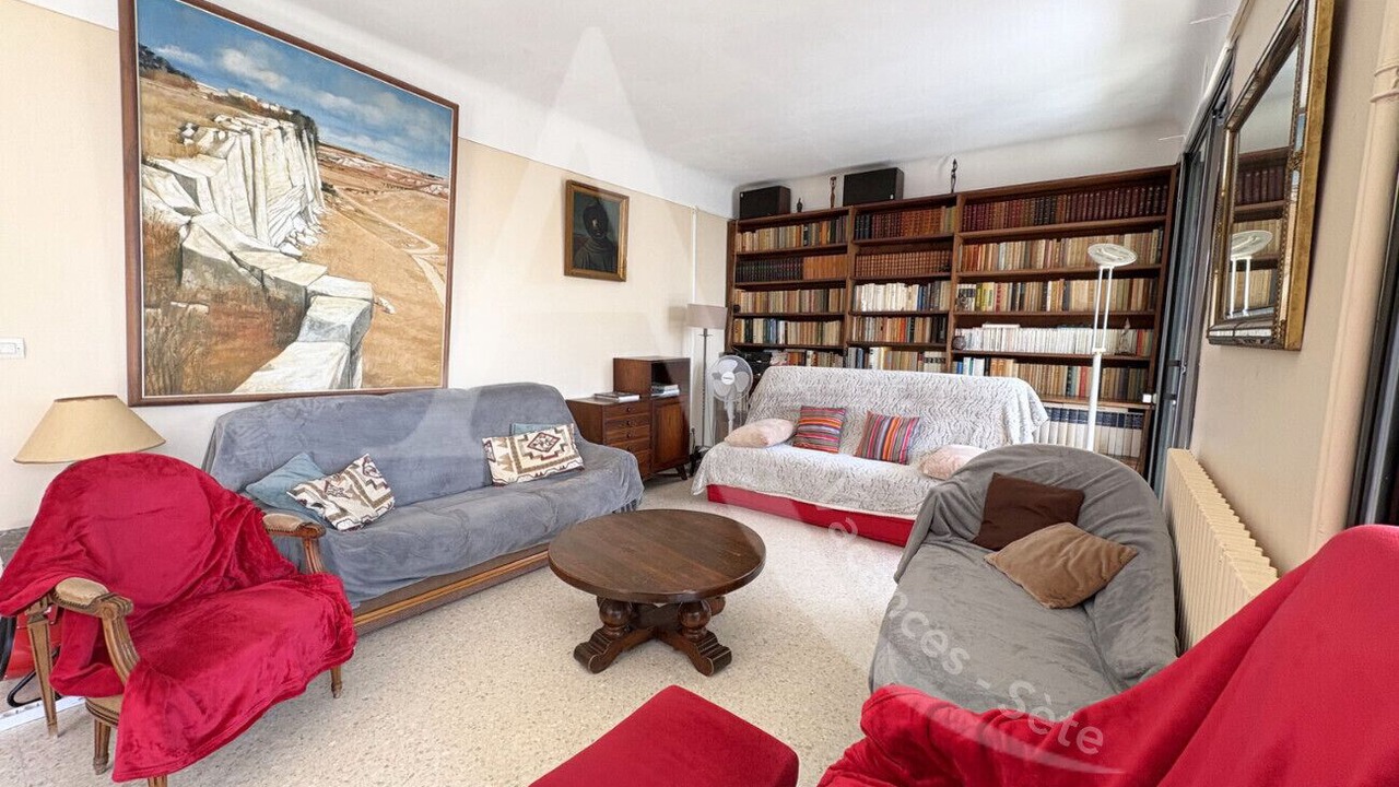 Photo of Livingroom in Sete