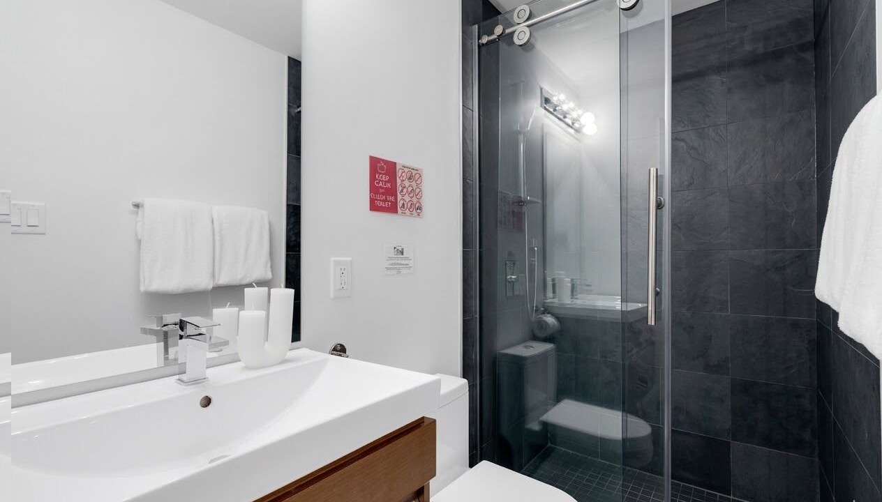 Photo of Bathroom in Plateau Mont Royal