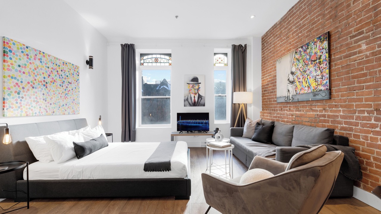 Photo of Bedroom in Downtown Montreal