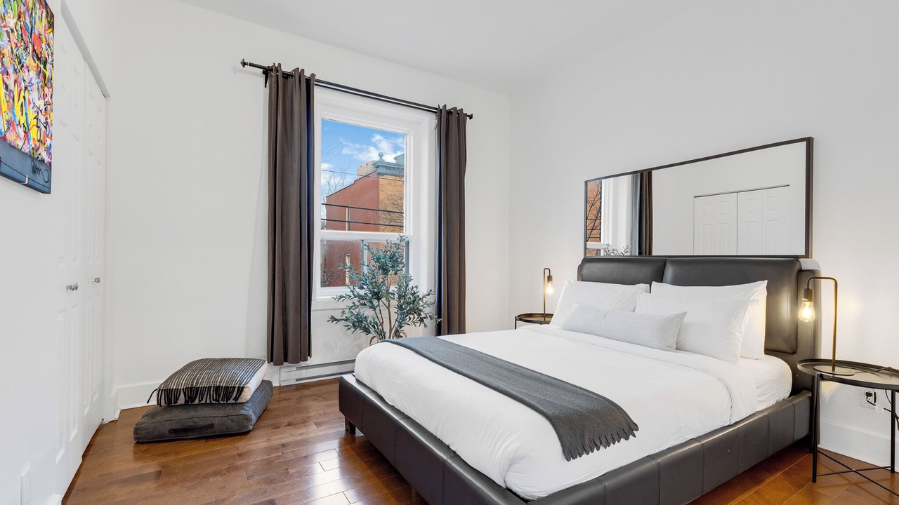 Photo of Bedroom in Plateau Mont Royal