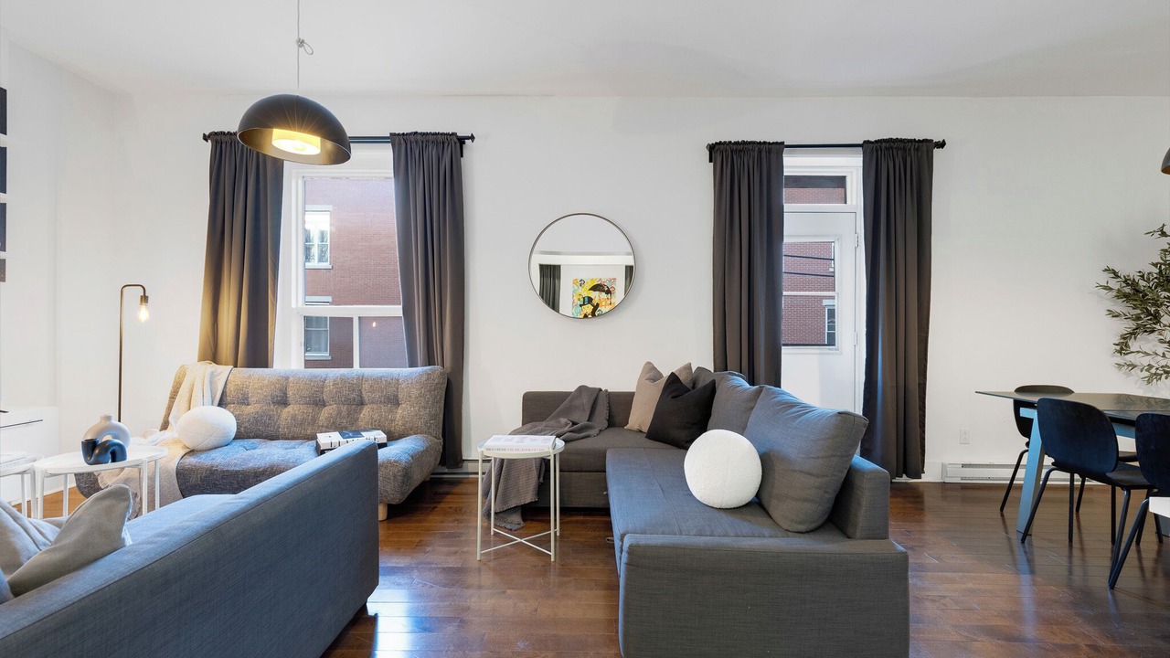 Photo of Livingroom in Plateau Mont Royal