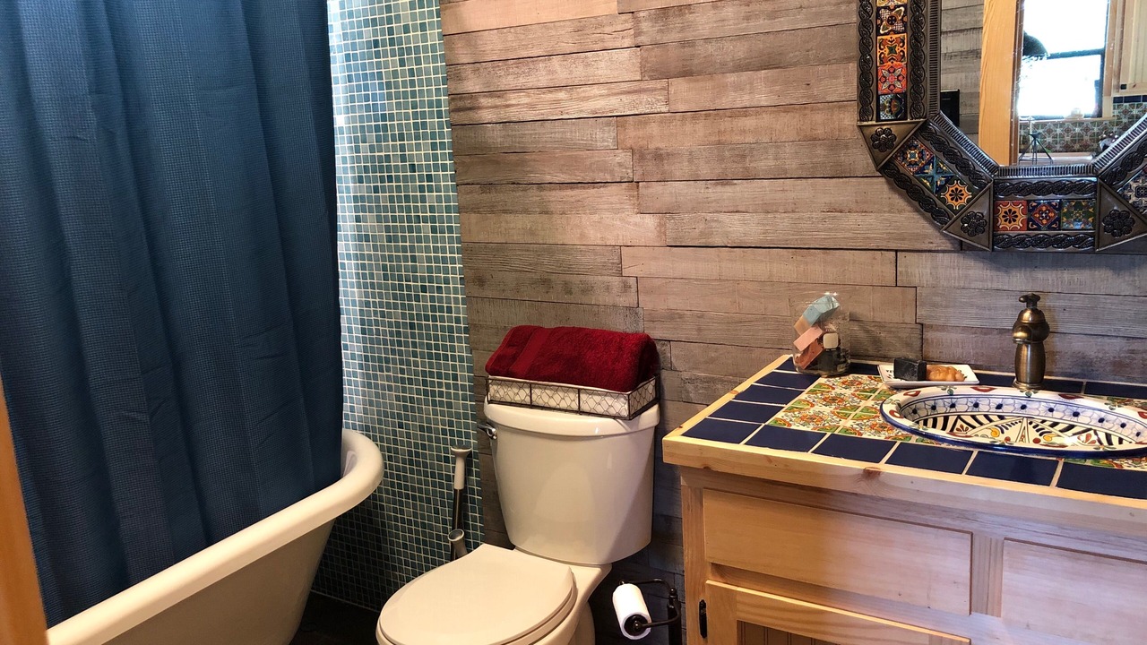 Photo of Bathroom in Van Zandt County