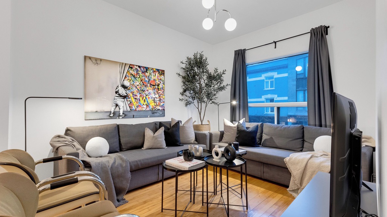 Photo of Livingroom in Plateau Mont Royal