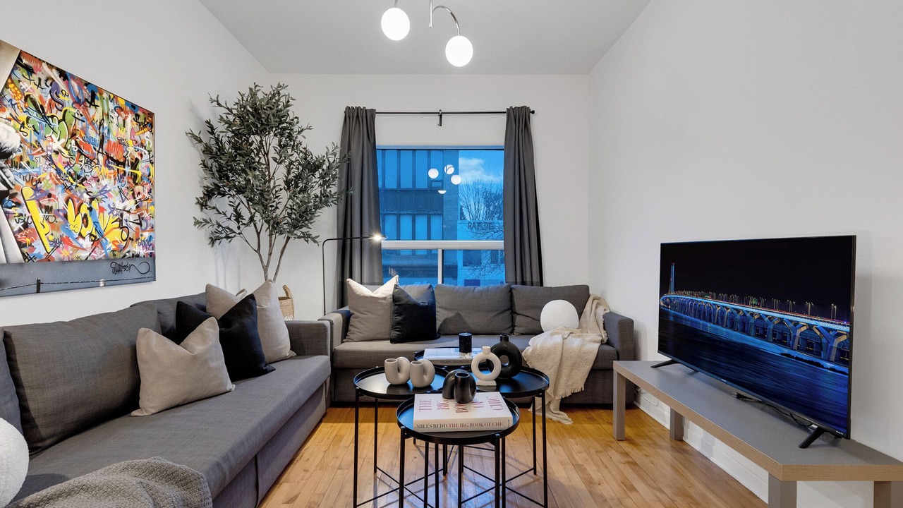 Photo of Livingroom in Plateau Mont Royal