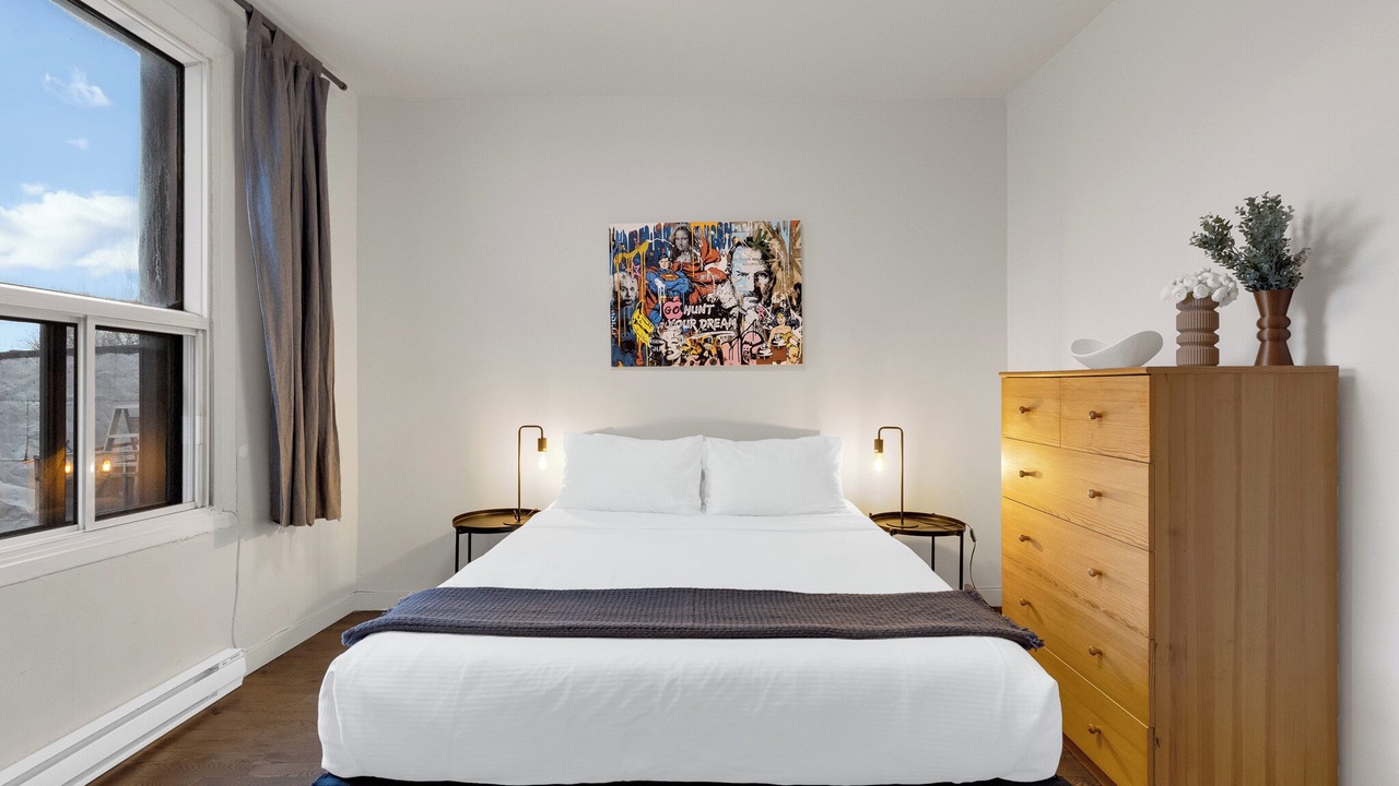 Photo of Bedroom in Plateau Mont Royal