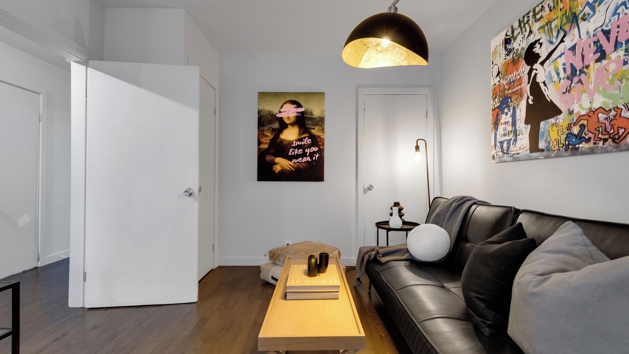 Photo of Livingroom in Plateau Mont Royal