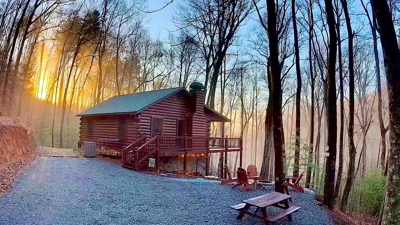 Photo of Bedroom in Ellijay