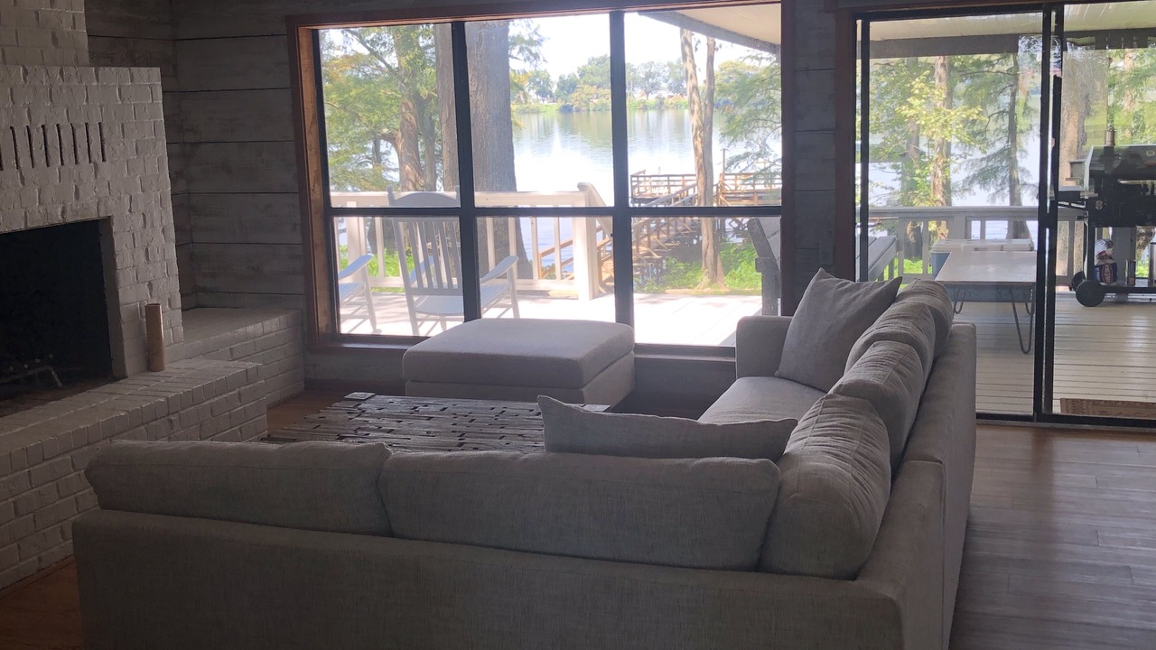 Photo of Livingroom in Lake Providence