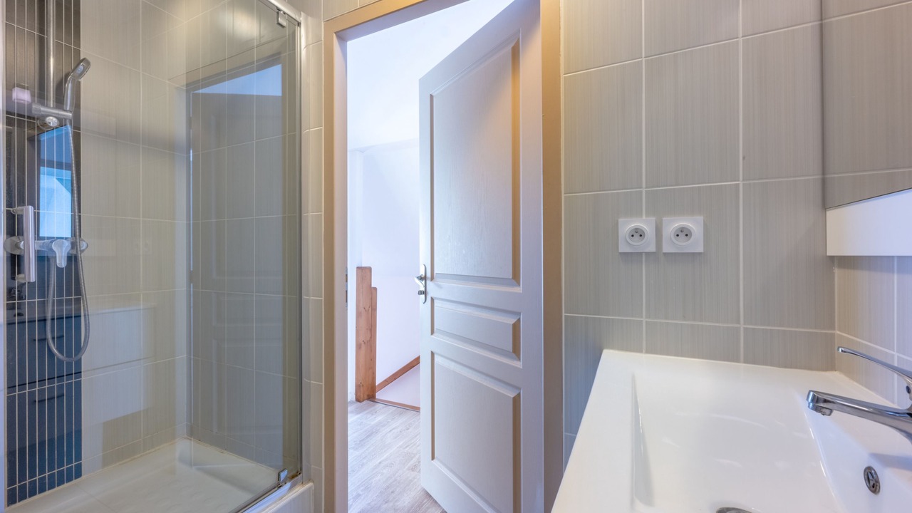 Photo of Bathroom in Pornichet