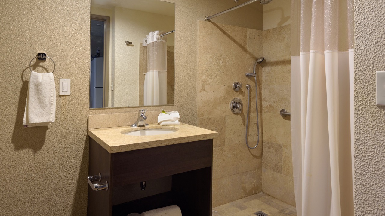 Photo of Bathroom in La Joya